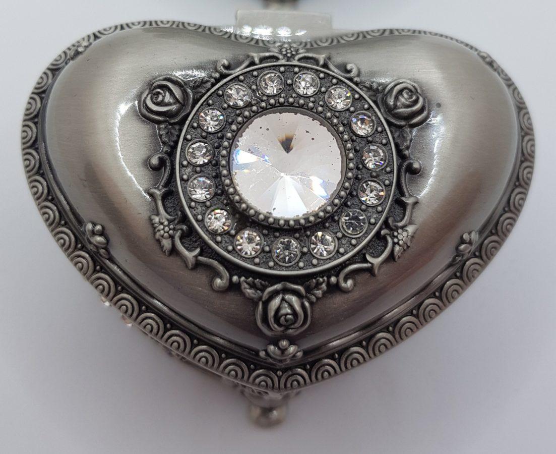 Coffret à bijoux en forme de cœur, écrin romantique pour vos bijoux précieux