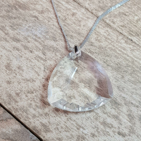 Collier pendentif coeur crystal