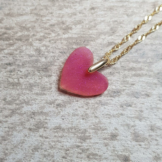 Collier coeur fushia