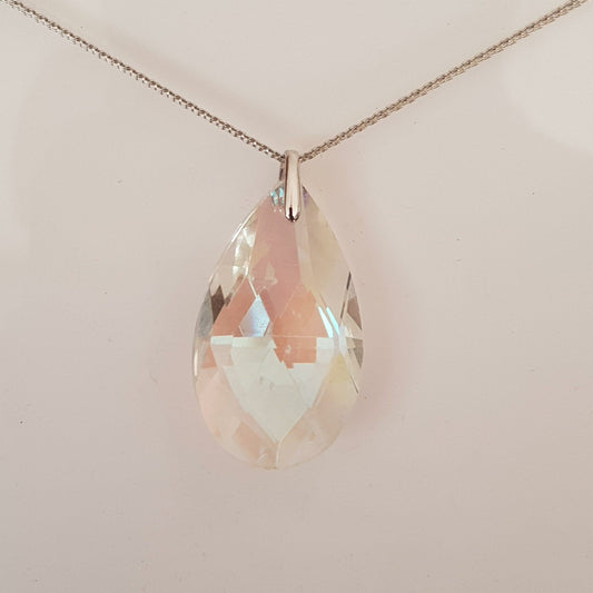 Collier pendentif goutte crystal