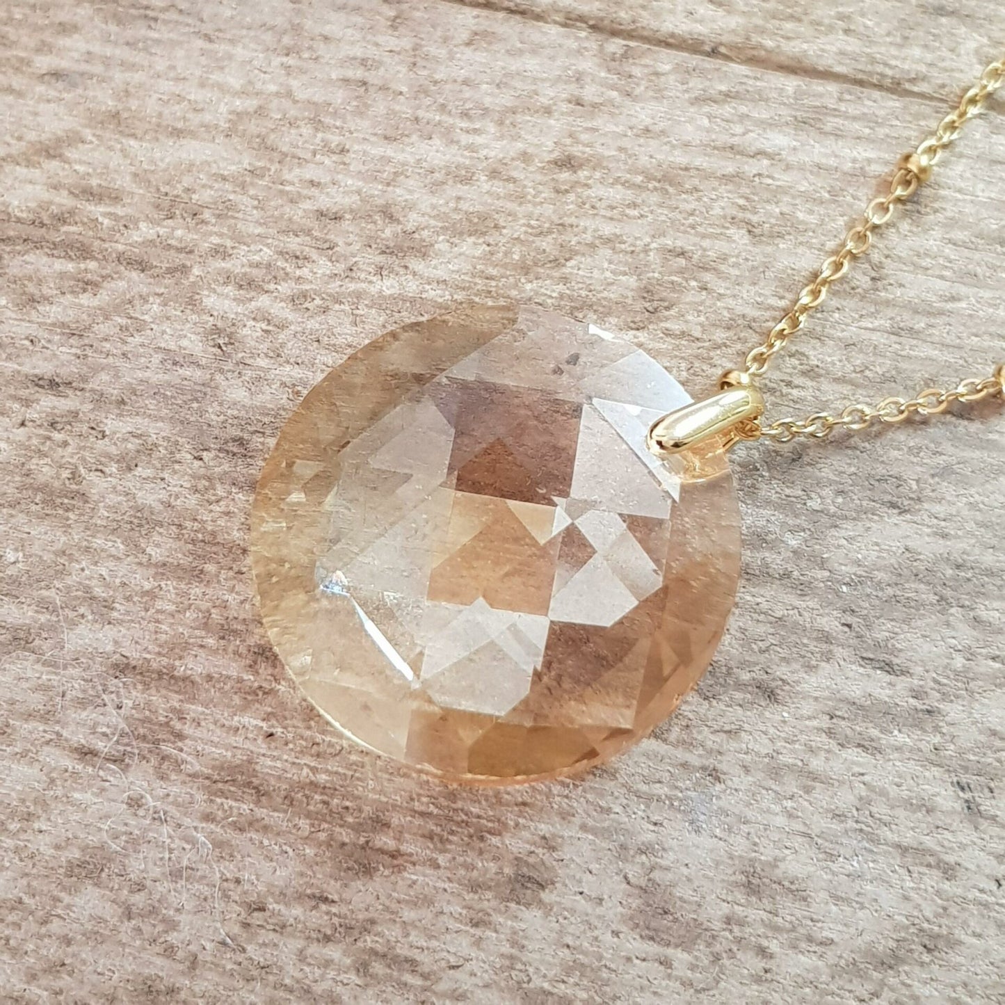 Collier pendentif sphère crystal