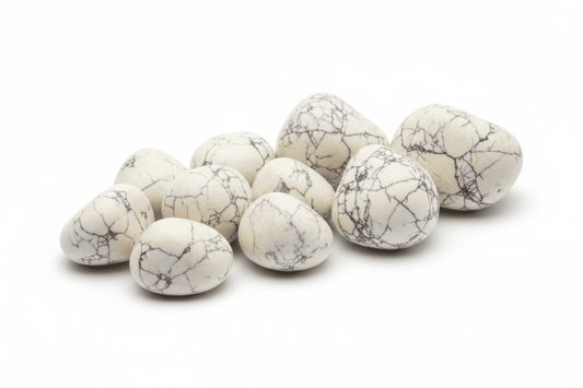Howlite naturelle blanche avec veines grises - pierre calmante aux motifs marbrés pour bijouterie et lithothérapie sérénité sommeil