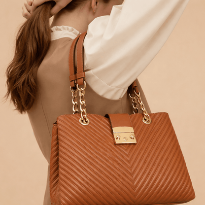 Sac à main Darnel caramel - Douceur et élégance avec ce sac caramel en promotion