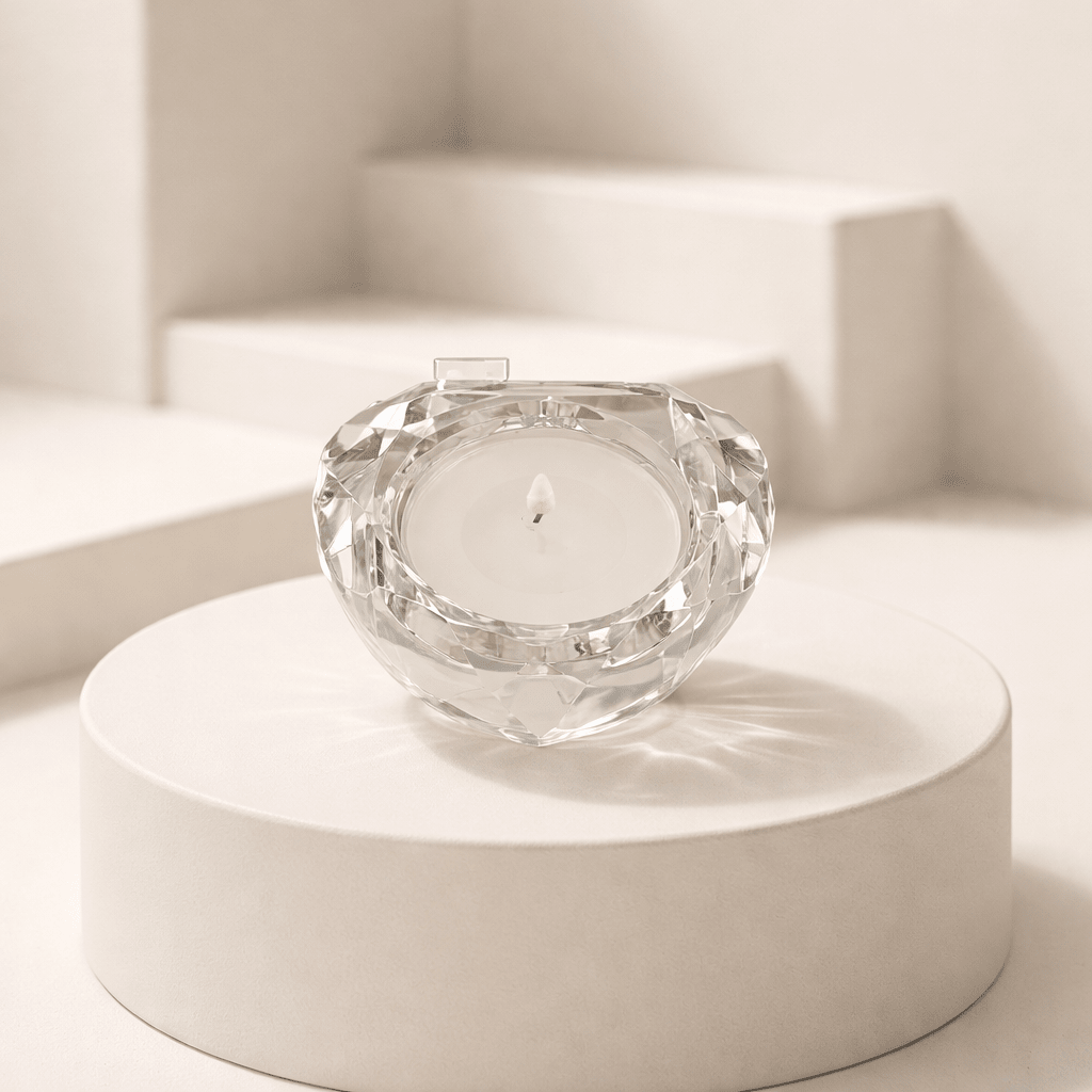 Bougeoir diamant en verre - Design géométrique moderne et élégant.