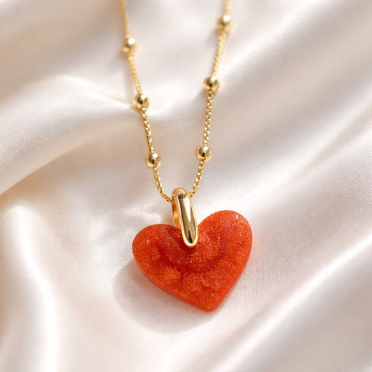 Collier Cœur Bronze en Résine - Bijou Artisanal Intemporel
