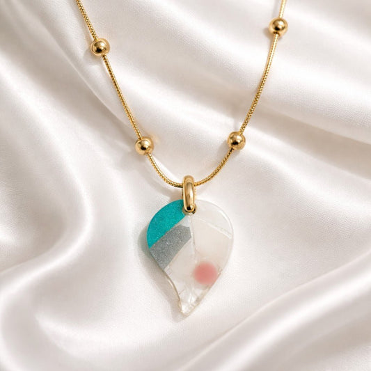 Collier Charmille Turquoise Pastel Rose | Pendentif Résine Artisanal Romantique