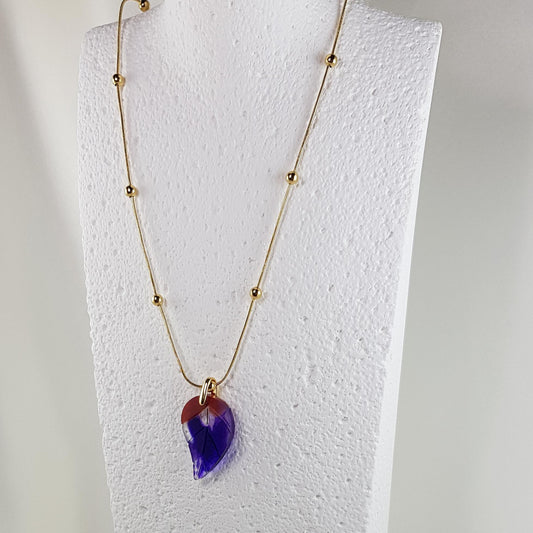 Collier Charmille Violet Bordeaux | Pendentif Résine Artisanal Raffiné - Les Secrets de Louisettecollier