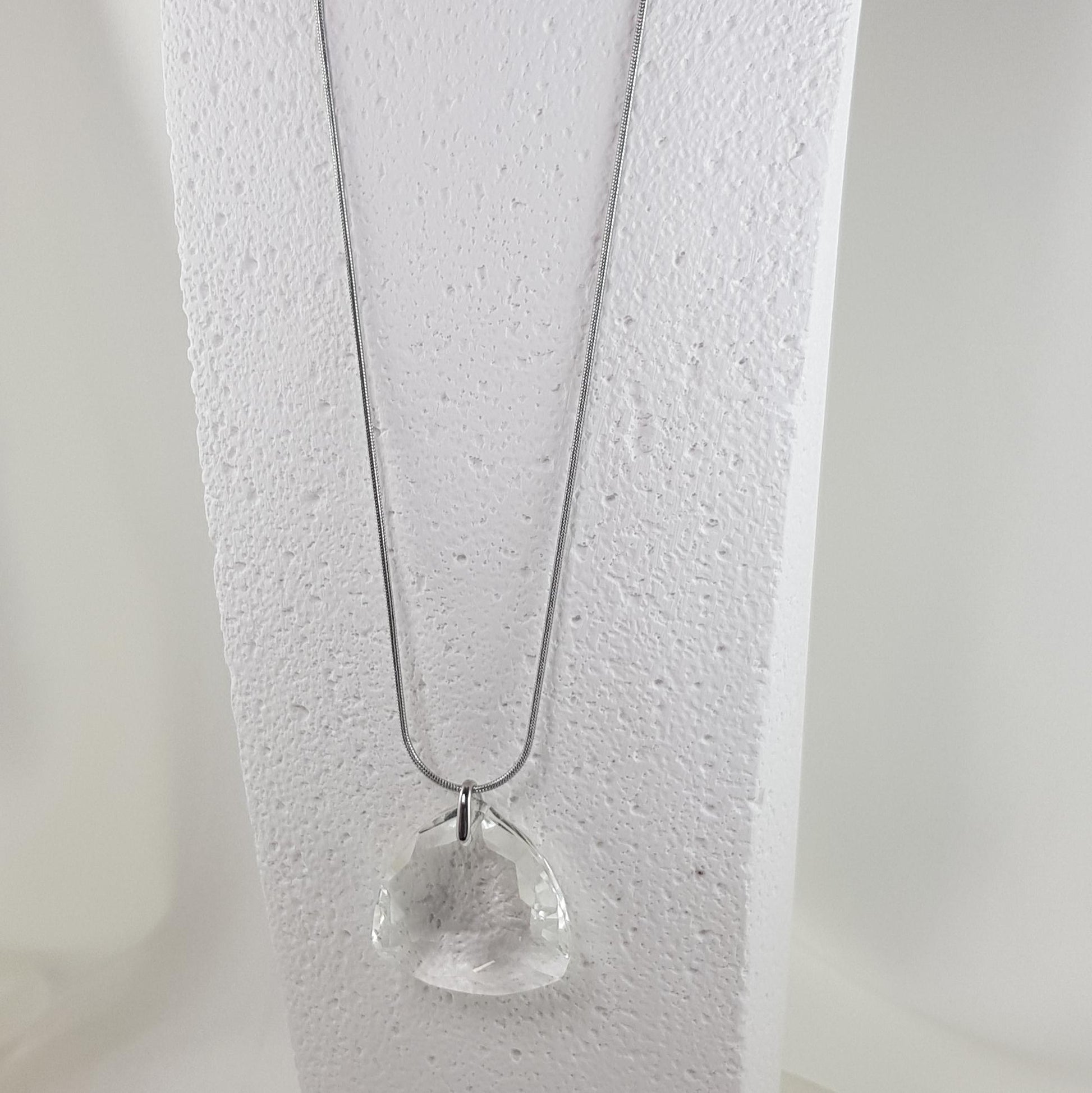 Collier Pendentif Cœur en Cristal - Bijou Romantique Transparent - Les Secrets de Louisettecollier