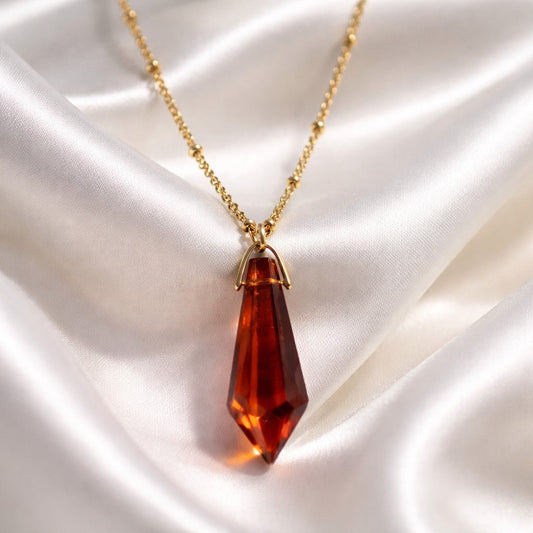 Collier Pendentif Fusée en Cristal - Bijou Moderne Élégant