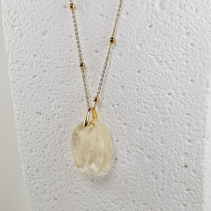 Collier pendentif étoile de mer blanc en résine, bijou fantaisie marine artisanal