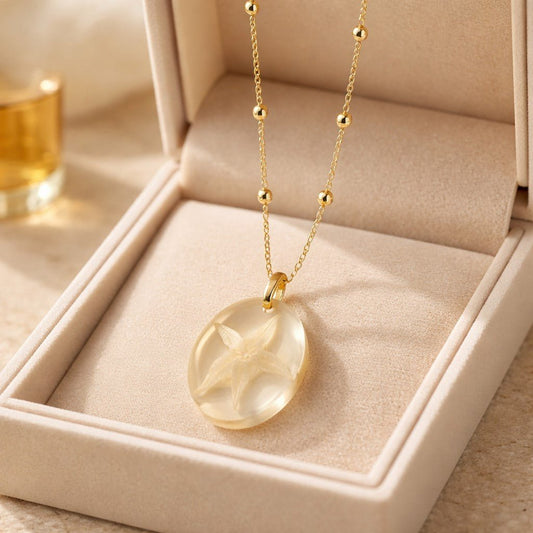 Collier Pendentif Étoile de Mer Blanc en Résine