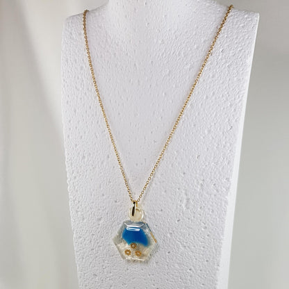 Collier Pendentif Flacon Alvéole Bleu - Élégance Marine - Les Secrets de Louisettecollier