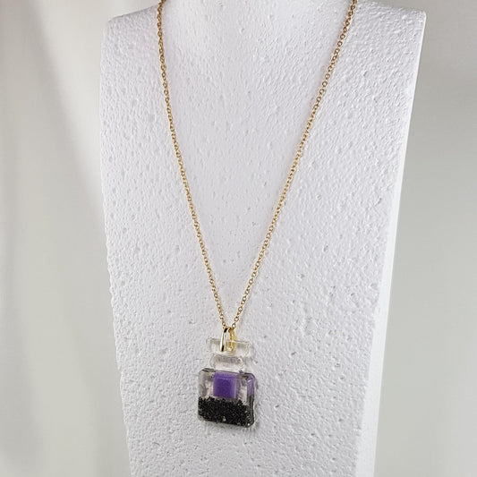 Collier Pendentif Flacon Gaby Parme - Romance et Élégance - Les Secrets de Louisettecollier