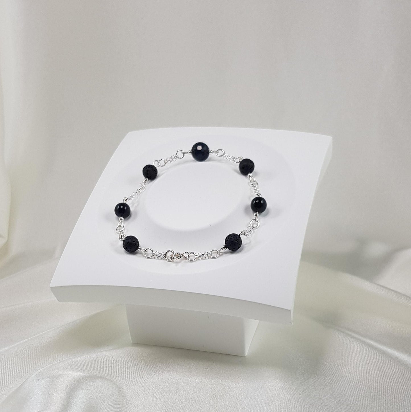 Bracelet œil de faucon pierre de lave en argent 925 