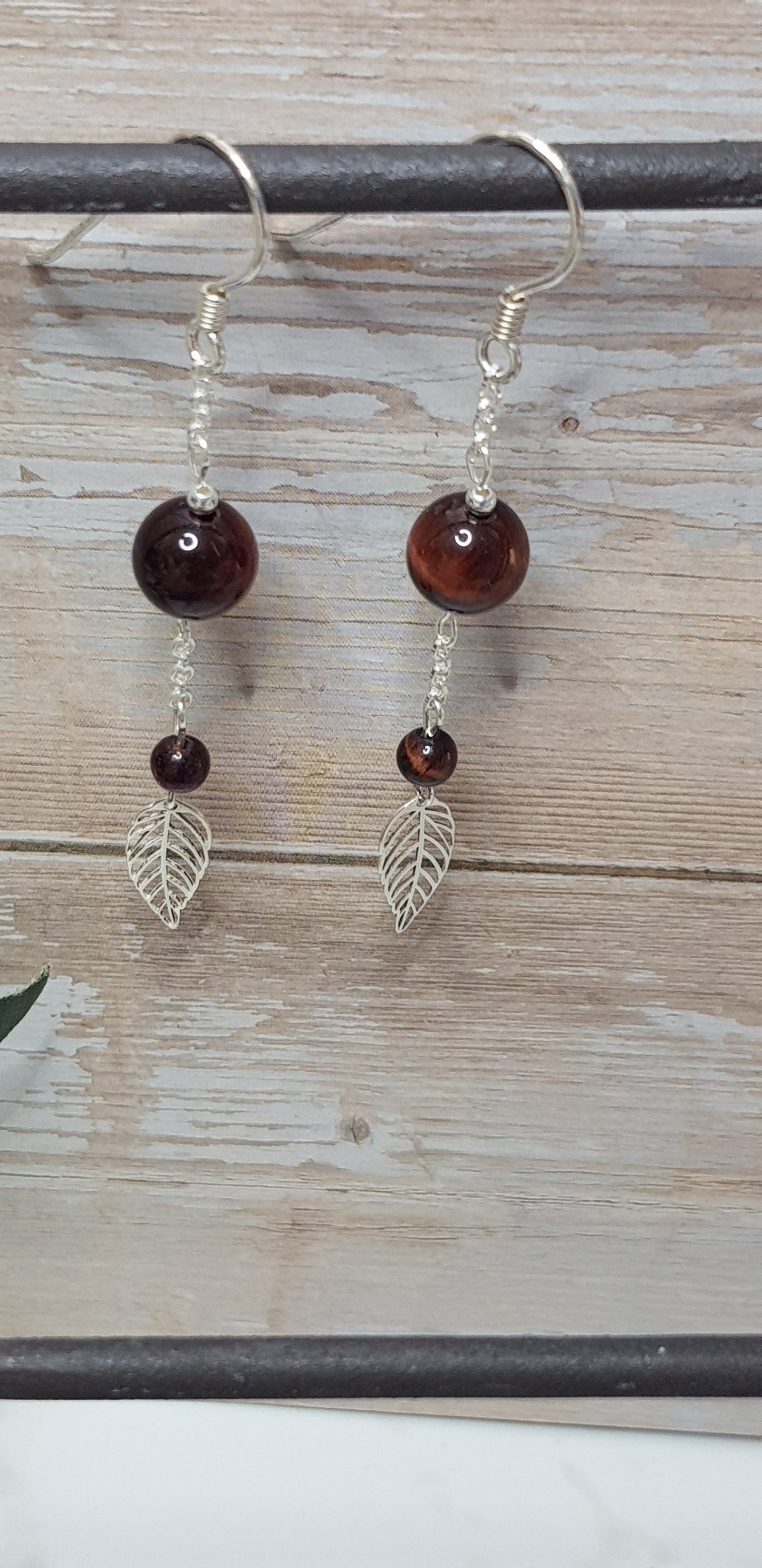 Oeil de taureau ou oeil du tigre rouge argent 925
