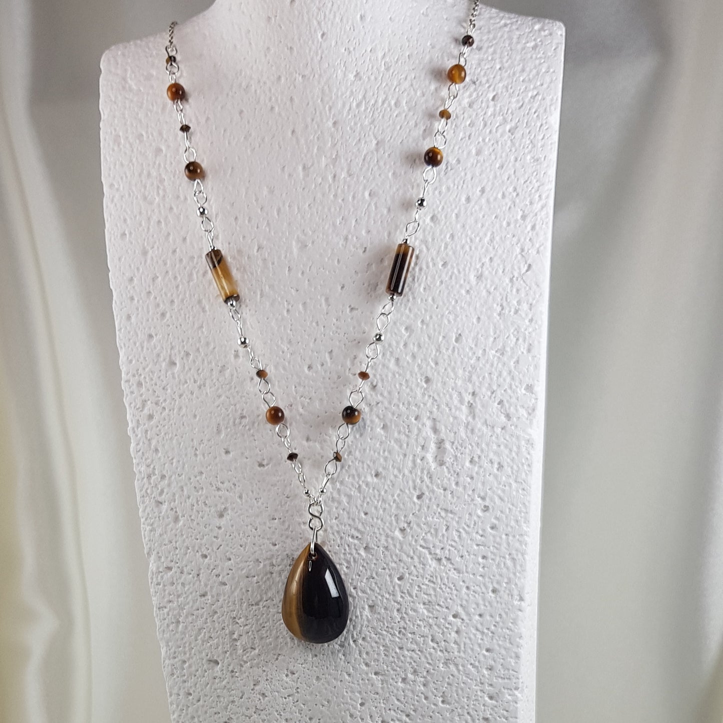 Pendentif œil du tigre classique en argent 925 - lithothérapie courage