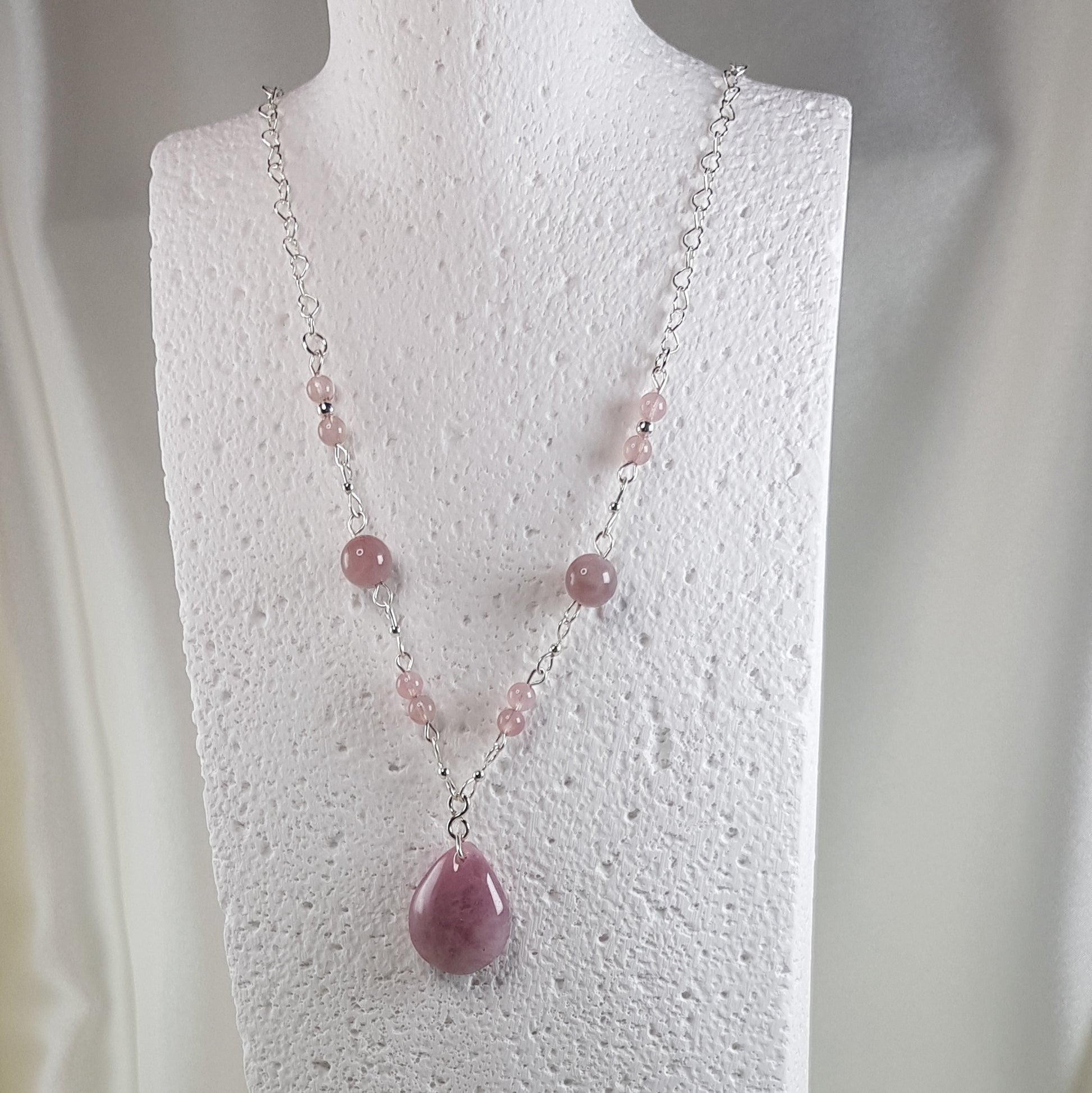 Pendentif quartz rose Madagascar en argent 925 - pierre de tendresse