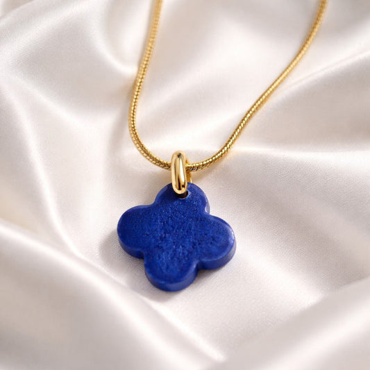 Collier Pendentif Trèfle Alhambra Bleu Fantaisie - Créativité et Chance