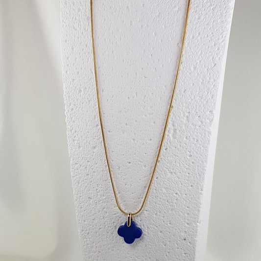Collier Pendentif Trèfle Alhambra Bleu Fantaisie - Créativité et Chance - Les Secrets de Louisettecollier