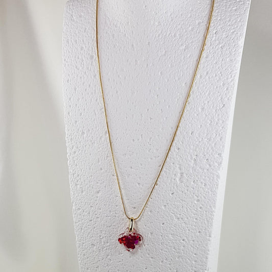 Collier Pendentif Trèfle Alhambra Paillettes Rouges - Éclat et Fortune - Les Secrets de Louisettecollier