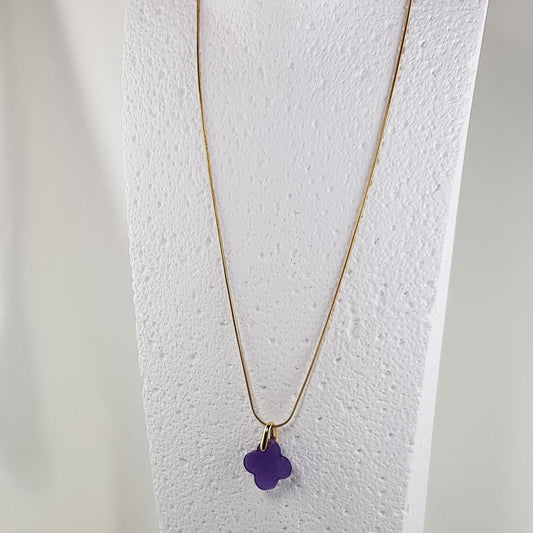 Collier Pendentif Trèfle Alhambra Violet - Symbole de Chance et d'Élégance - Les Secrets de Louisettecollier