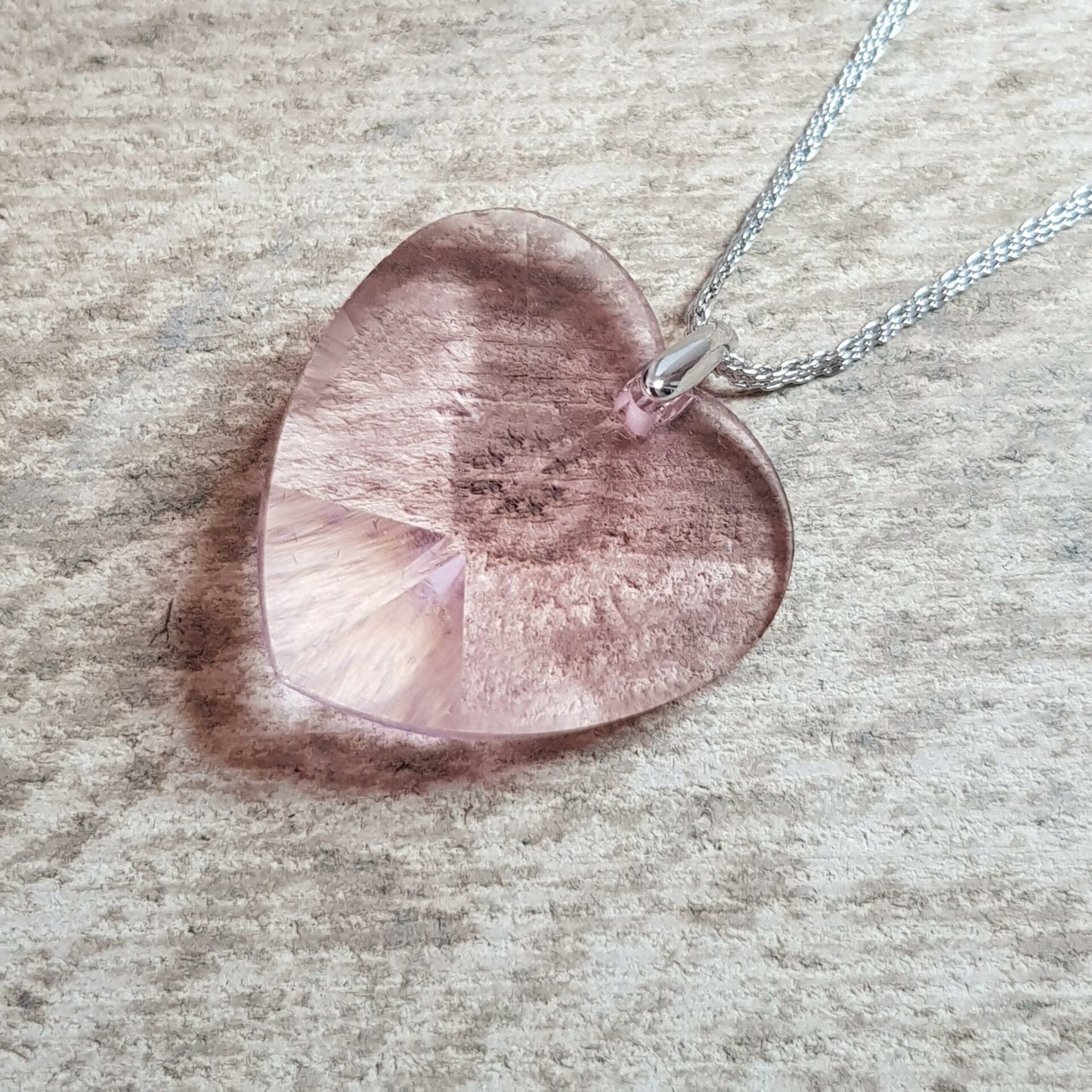 Collier pendentif coeur rose crystal
