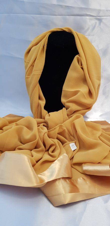 Étole femme en polyester moutarde, accessoire chaleureux et tendance