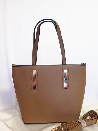 Sac à main beige - couleur tendance en promotion