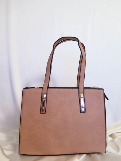 Sac à main rose - douceur et féminité en promotion